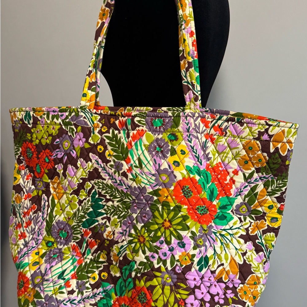 Vera Bradley Multicolor Floral Travel Tote NWOT - Picture 3 of 5
